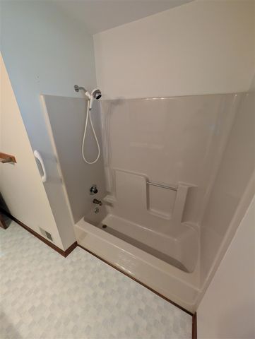 4025 Oakley Road, Stockbridge, MI 49285