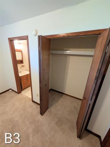 4025 Oakley Road, Stockbridge, MI 49285