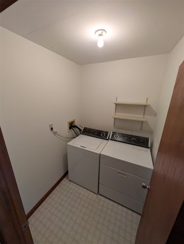 4025 Oakley Road, Stockbridge, MI 49285