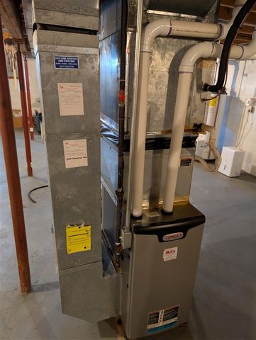 4025 Oakley Road, Stockbridge, MI 49285