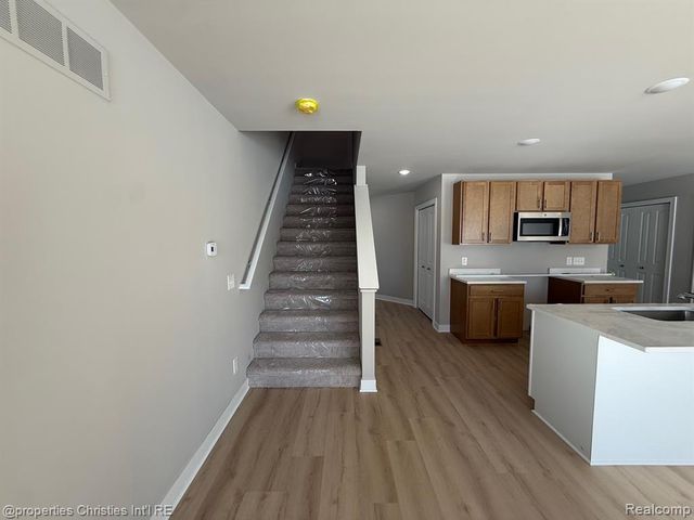 106 Parsons Lane, Saline, MI 48176