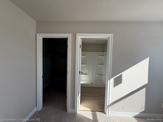 106 Parsons Lane, Saline, MI 48176