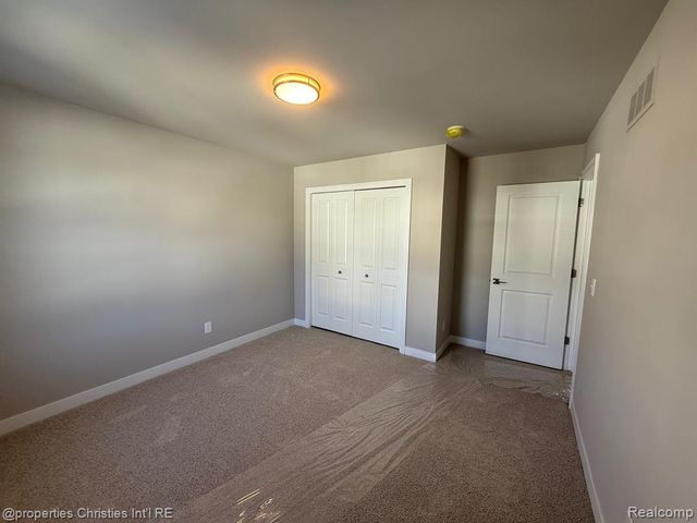 106 Parsons Lane, Saline, MI 48176