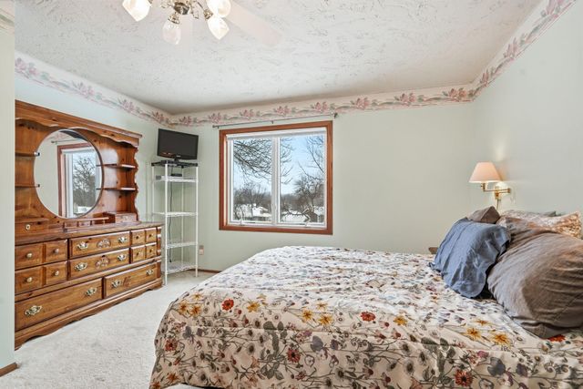 7622 Orchid Lane N, Maple Grove, MN 55311