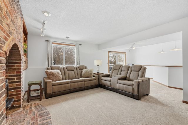 7622 Orchid Lane N, Maple Grove, MN 55311