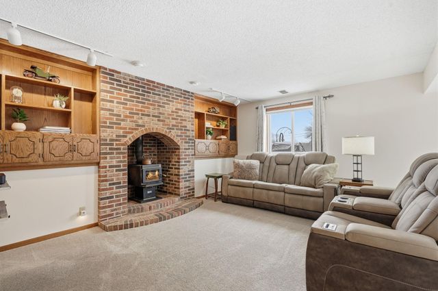 7622 Orchid Lane N, Maple Grove, MN 55311