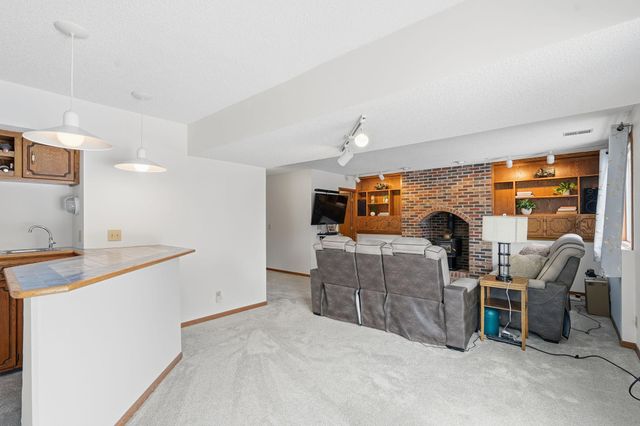 7622 Orchid Lane N, Maple Grove, MN 55311