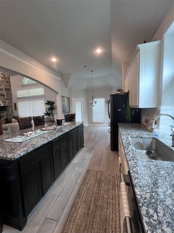 9832 El Colina Drive, Fort Worth, TX 76179