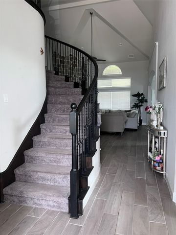 9832 El Colina Drive, Fort Worth, TX 76179
