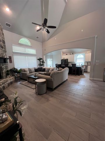 9832 El Colina Drive, Fort Worth, TX 76179