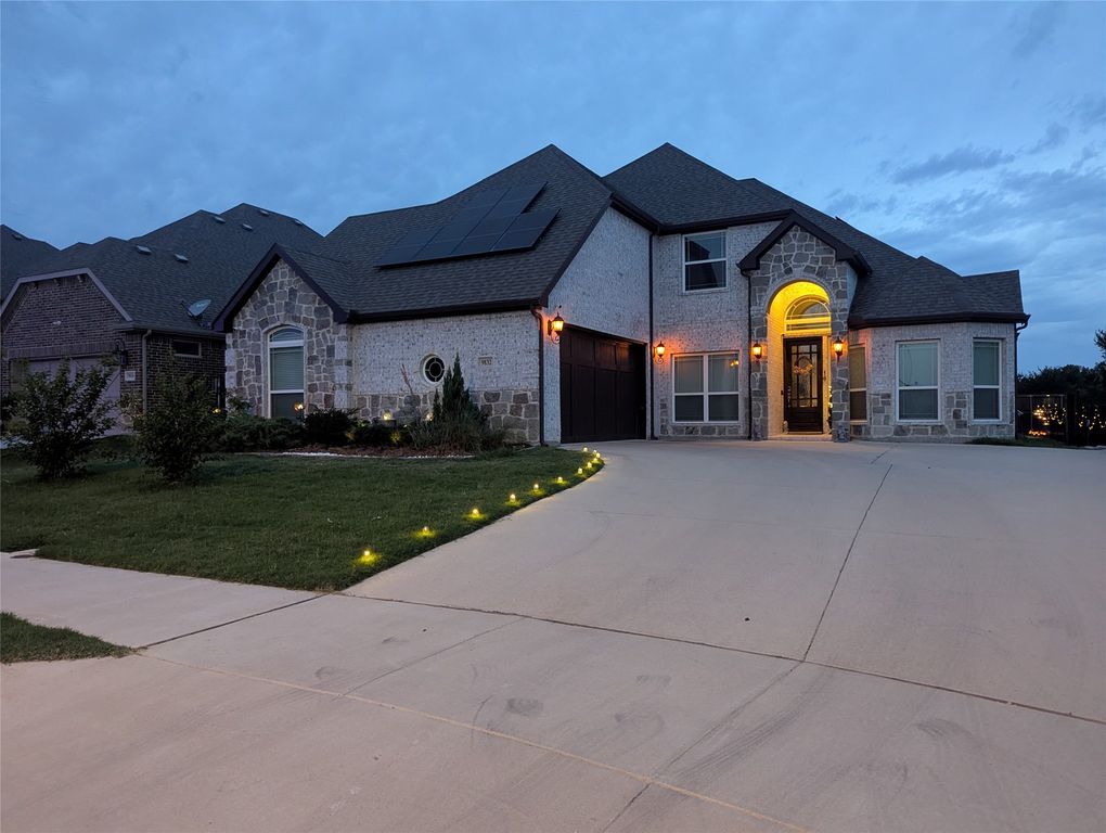 9832 El Colina Drive, Fort Worth, TX 76179