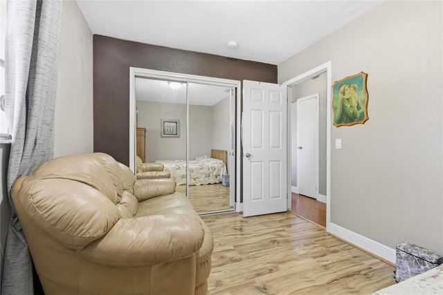 11411 NW 38th Place, Sunrise, FL 33323