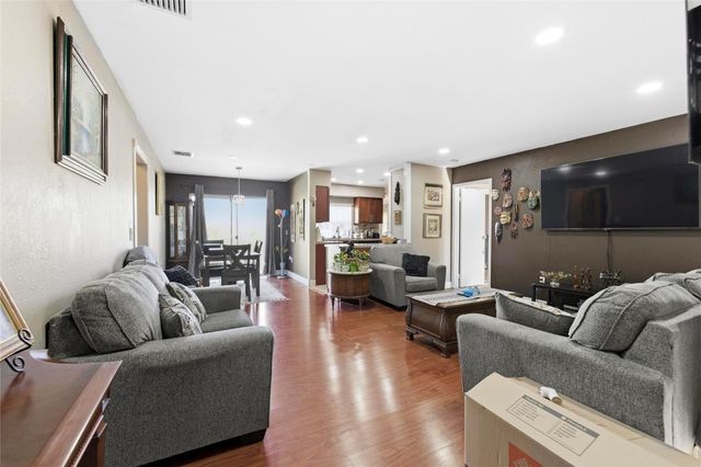 11411 NW 38th Place, Sunrise, FL 33323