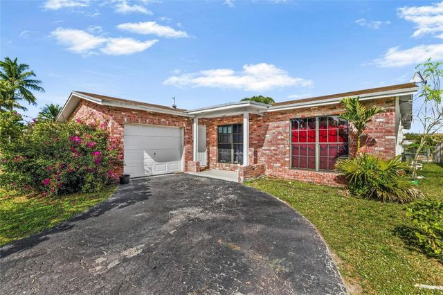 11411 NW 38th Place, Sunrise, FL 33323