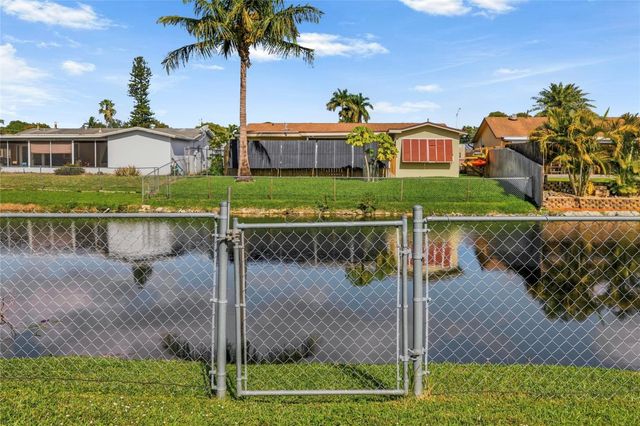 11411 NW 38th Place, Sunrise, FL 33323