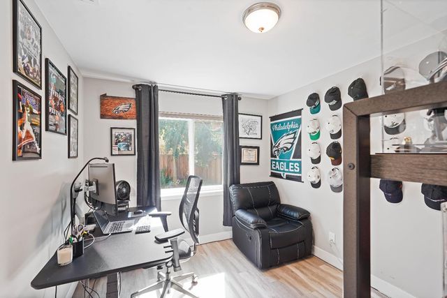 1306 Drexel Dr, Davis, CA 95616