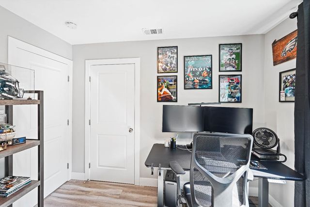 1306 Drexel Dr, Davis, CA 95616