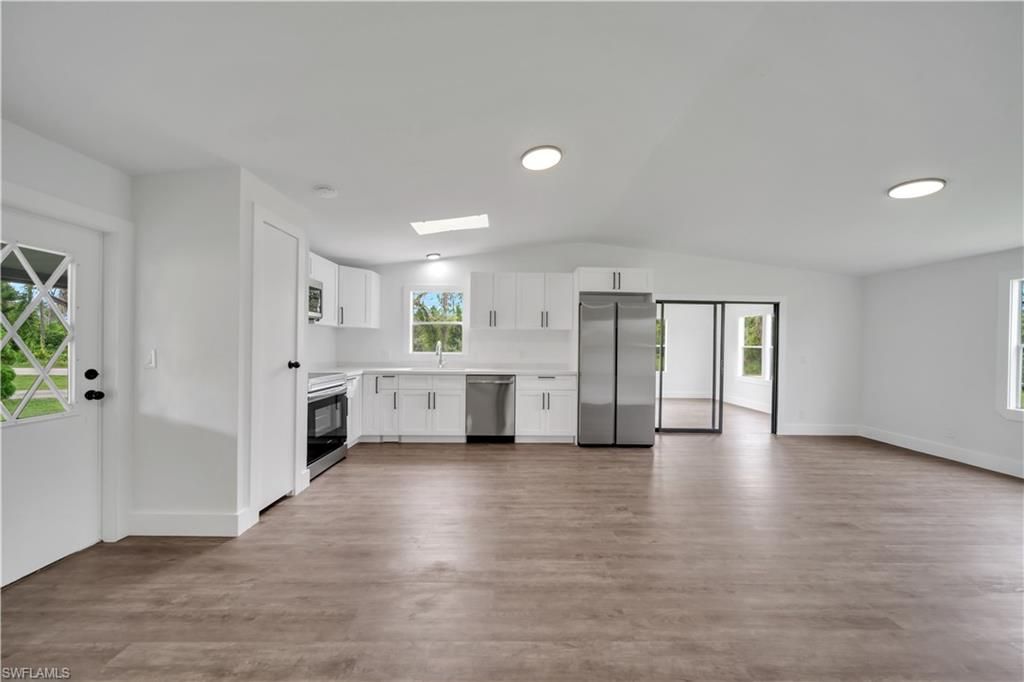 11562 Royal RD, PUNTA GORDA, FL 33955 — photo 2