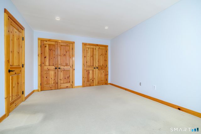 1 Winterberry Lane 1, Ridgefield, CT 06877