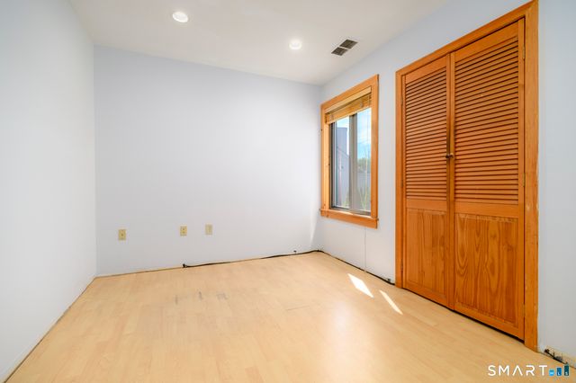 1 Winterberry Lane 1, Ridgefield, CT 06877