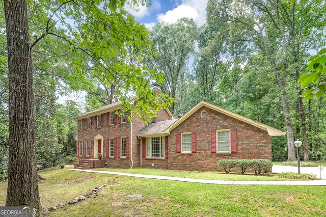 35 Cedar Court, Stockbridge, GA 30281
