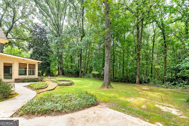 35 Cedar Court, Stockbridge, GA 30281