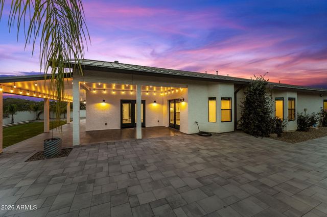 3860 Pura Vida Trail, Wickenburg, AZ 85390