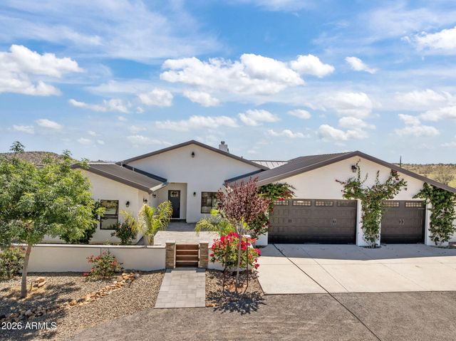 3860 Pura Vida Trail, Wickenburg, AZ 85390