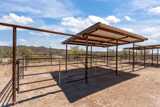 3860 Pura Vida Trail, Wickenburg, AZ 85390