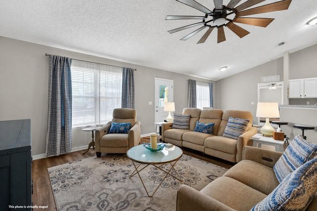 27 LYNDENHURST LANE, Palm Coast, FL 32137