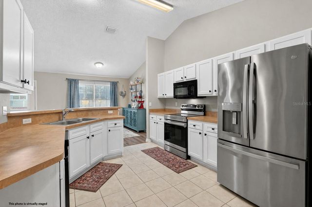 27 LYNDENHURST LANE, Palm Coast, FL 32137