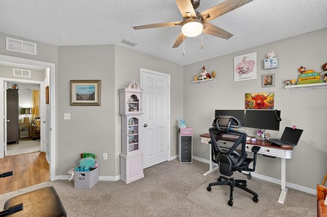 27 LYNDENHURST LANE, Palm Coast, FL 32137