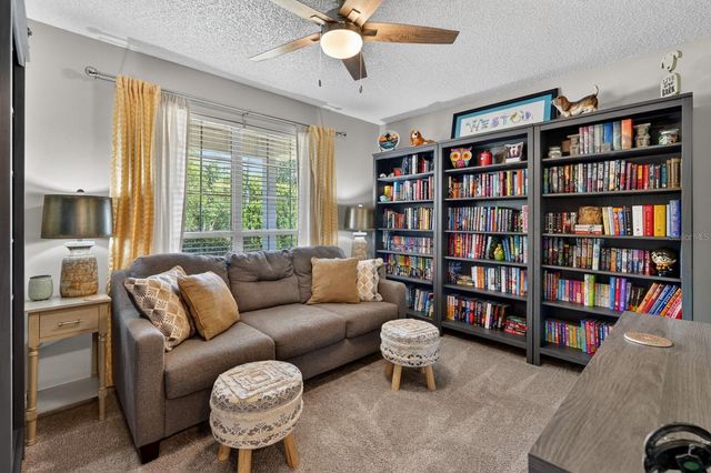 27 LYNDENHURST LANE, Palm Coast, FL 32137