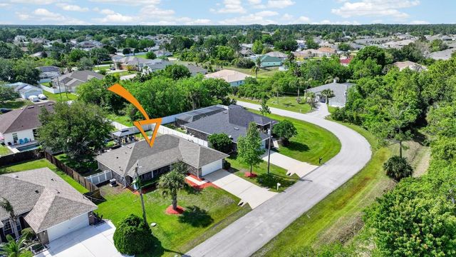 27 LYNDENHURST LANE, Palm Coast, FL 32137