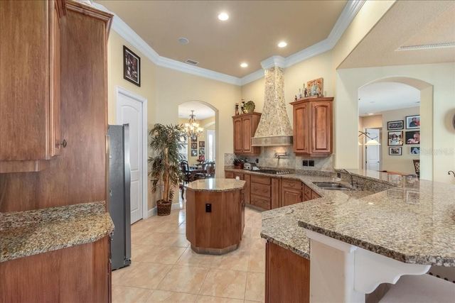 6405 SE 10TH STREET, Ocala, FL 34472