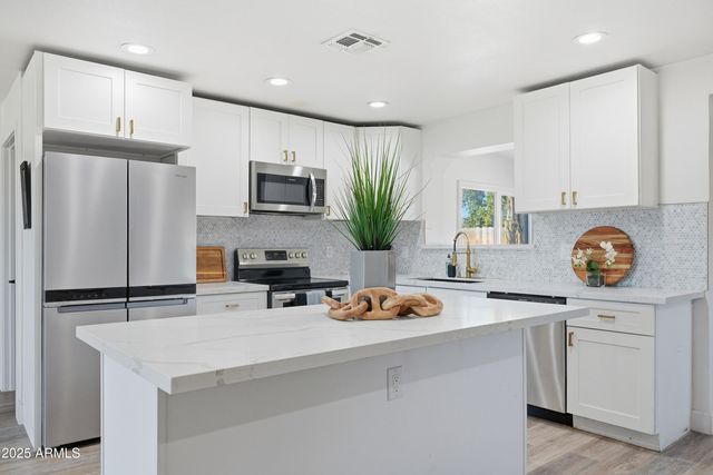 1400 W MEGAN Street, Chandler, AZ 85224