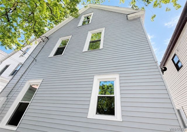 877 Tonawanda Street, Buffalo, NY 14207