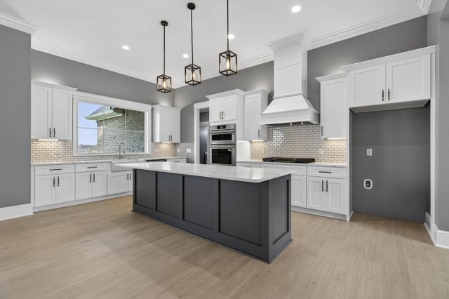 2941 Burgess Falls Rd, Cookeville, TN 38506