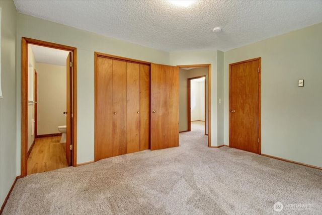 21620 88th Drive NE, Arlington, WA 98223