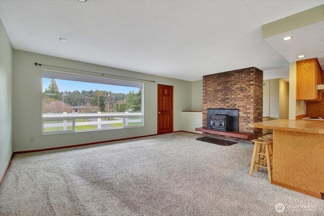 21620 88th Drive NE, Arlington, WA 98223