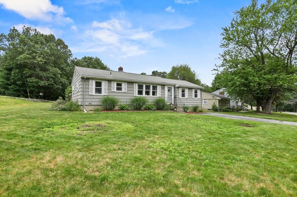84 Wyoming Drive, Holden, MA 01520