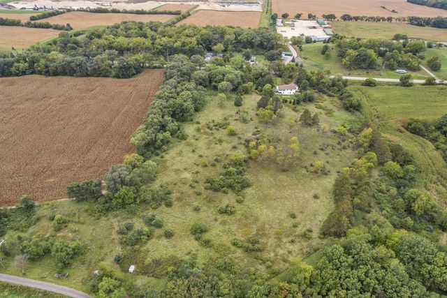 308 County Road MM Road, Brooklyn, WI 53521