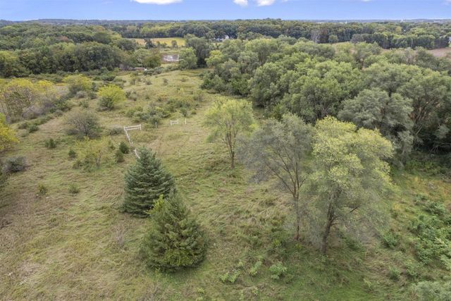 308 County Road MM Road, Brooklyn, WI 53521