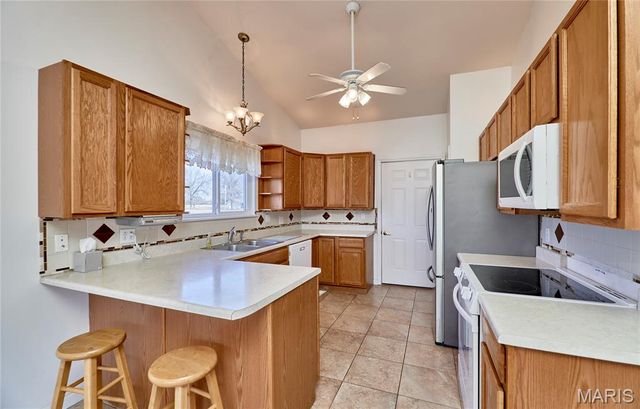 23 Sunset Acres Drive, Troy, MO 63379