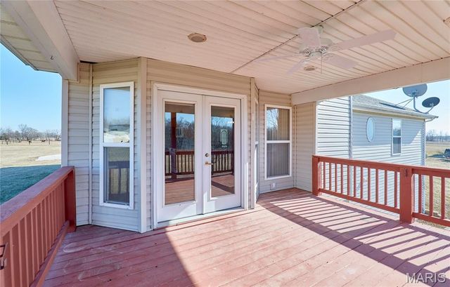 23 Sunset Acres Drive, Troy, MO 63379