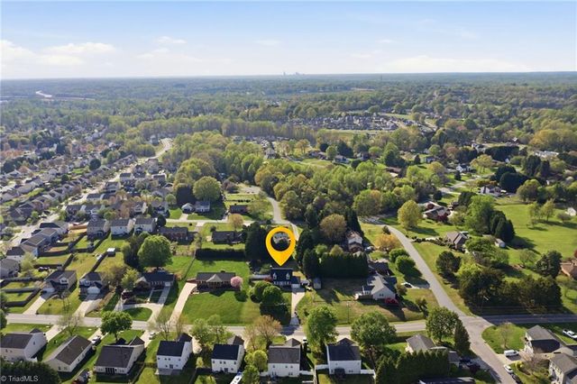 1528 Pecan Lane, Kernersville, NC 27284