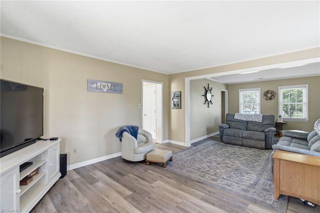1528 Pecan Lane, Kernersville, NC 27284