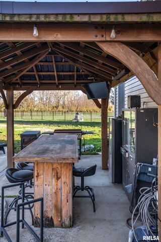 1615 POSEY Street, Marion, IL 62959