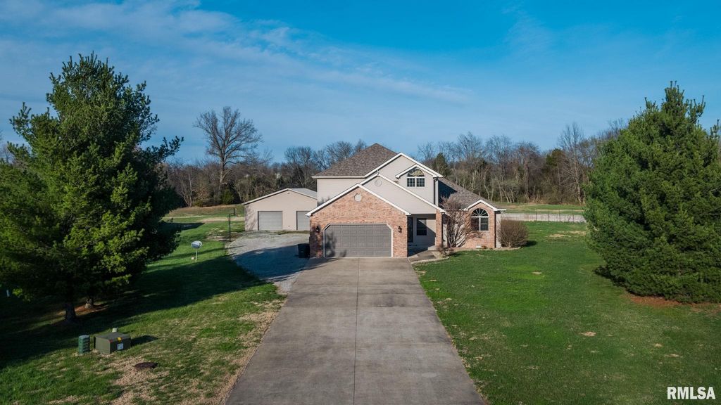 1615 POSEY Street, Marion, IL 62959
