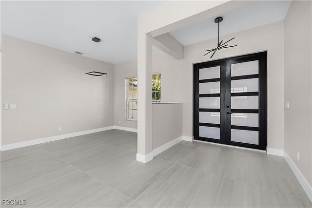 3302 NW 2nd TER, Cape Coral, FL 33993